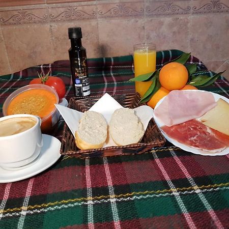 Hostal Meson La Era Ríogordo Buitenkant foto