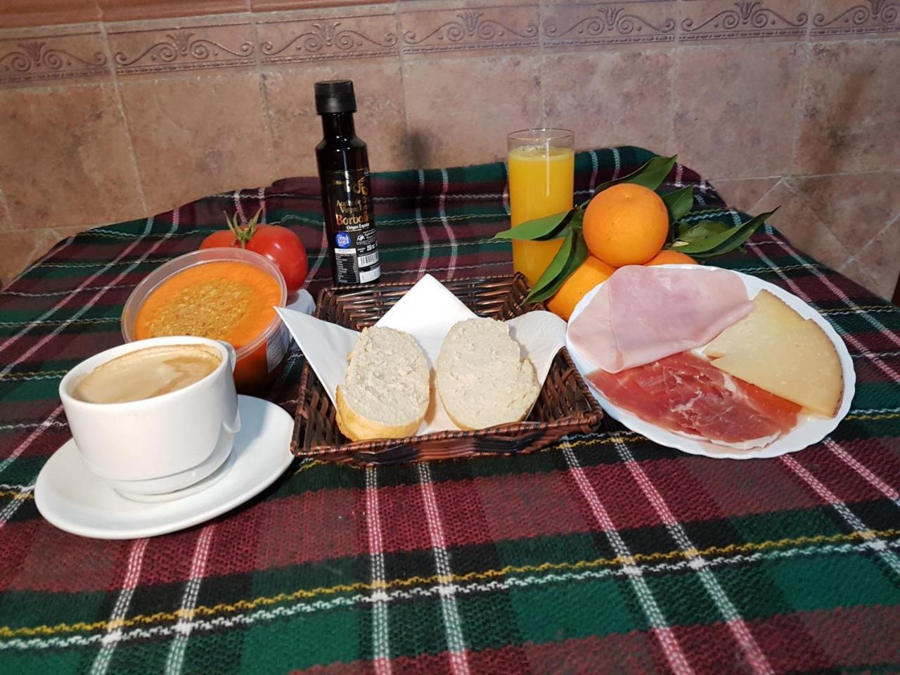 Hostal Meson La Era Ríogordo Buitenkant foto