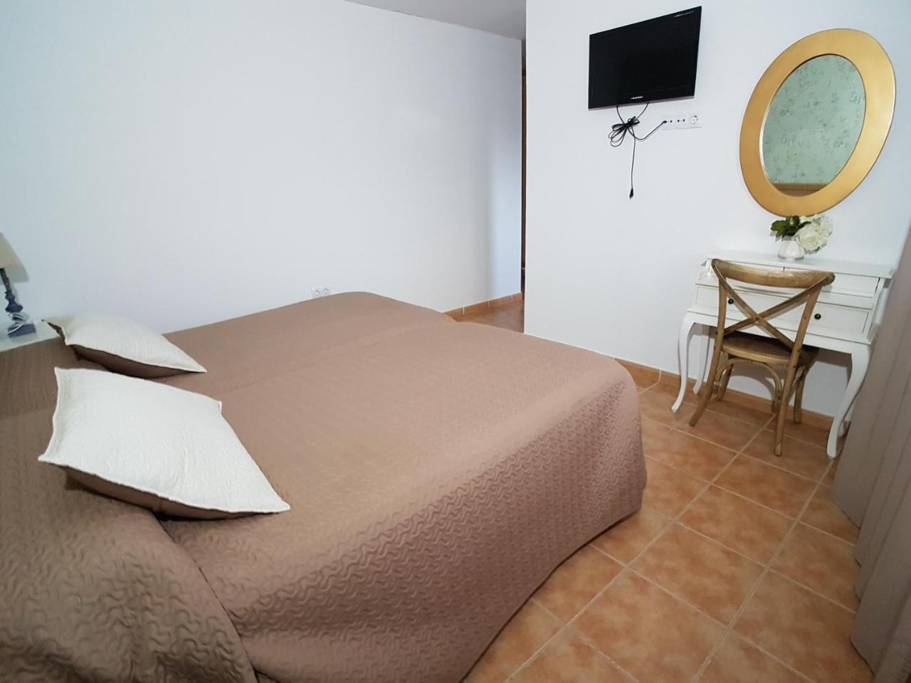 Hostal Meson La Era Ríogordo Buitenkant foto