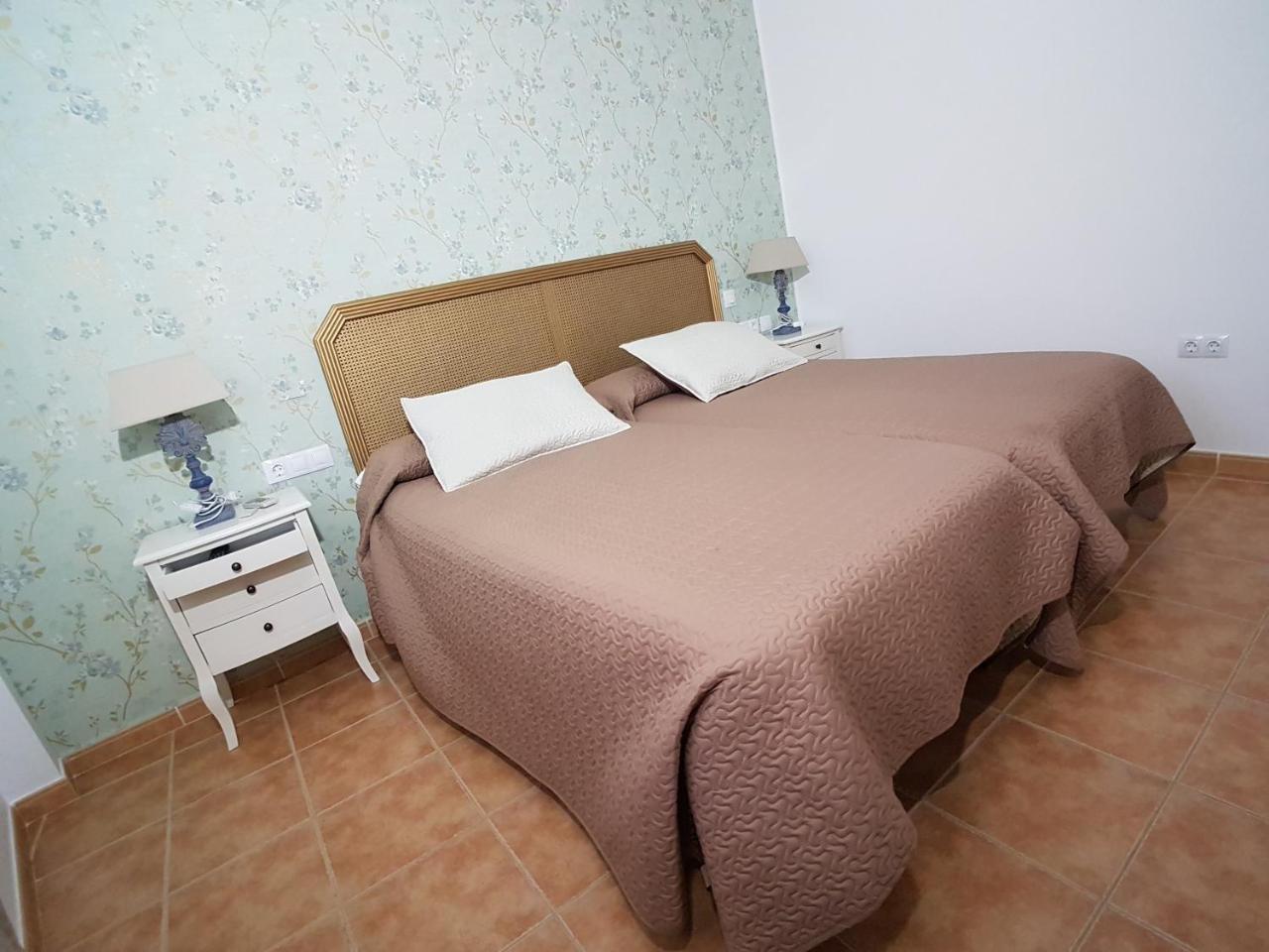 Hostal Meson La Era Ríogordo Buitenkant foto